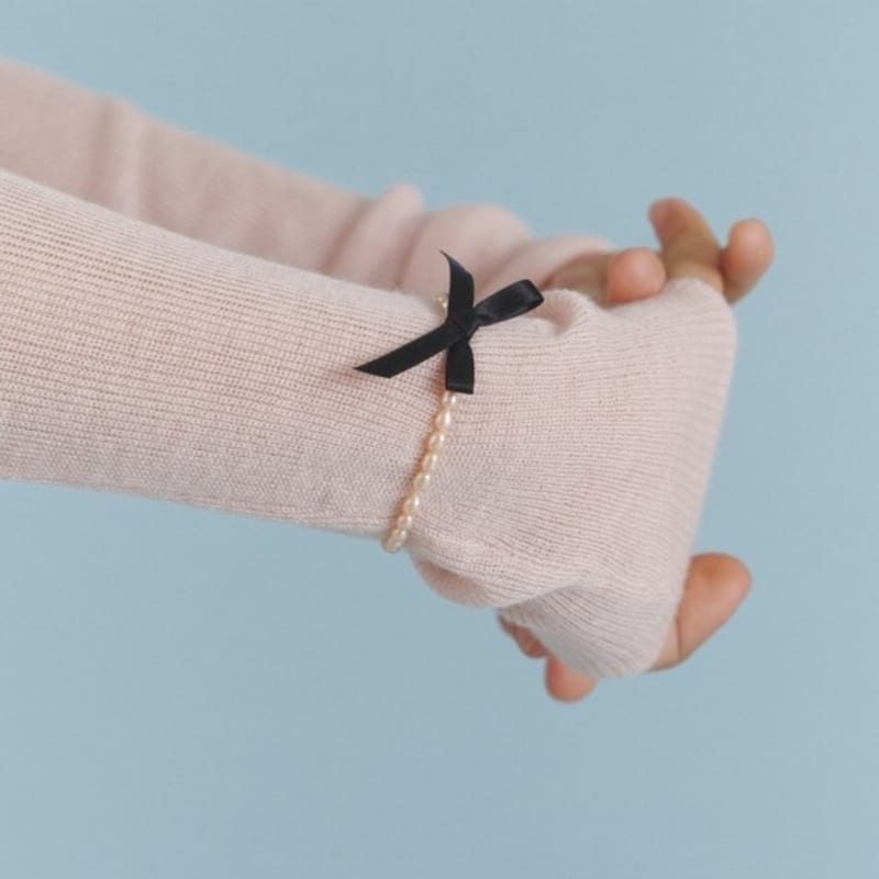 LOVE ME MONSTER Love Ribbon Pink Pearl Bracelet