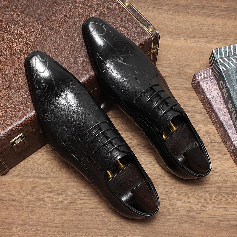 Fashion Italian Style Hand Painted Letter Men Shoes Genuine Cow Leather High Quality Formal Dress Shoes Loafers Business Wedding Shoes