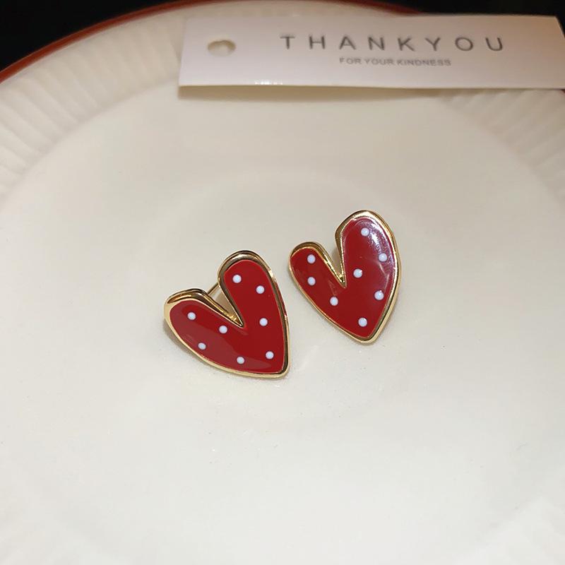 Silver Needle Red Drip Geometric Ear Cuffs - Retro Light Luxury Earrings for Women, Autumn/Winter Collection