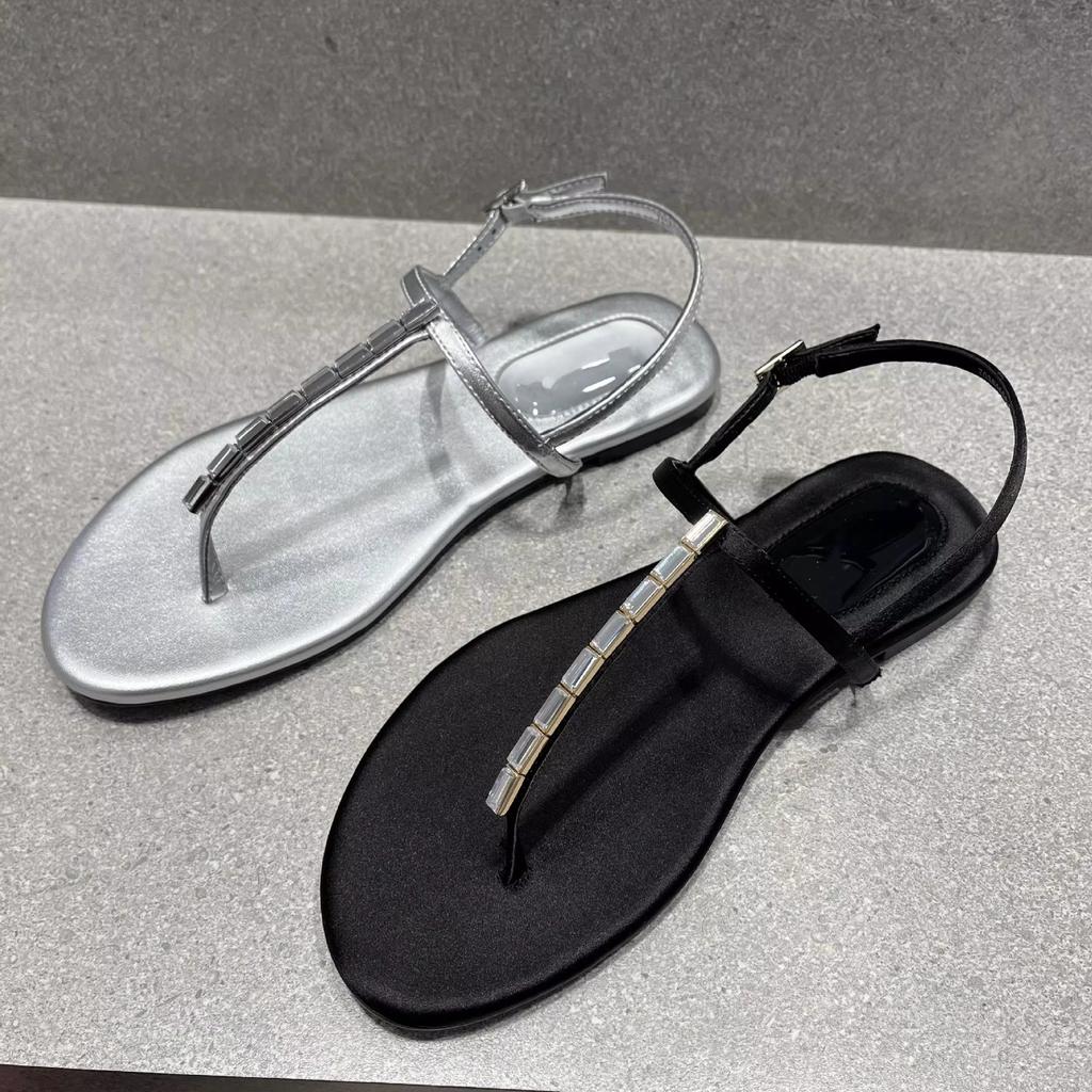 Fashion new designer T-strap gladiator sandals women flat heel crystal narrow band sandalias mujer silver thong sandals big size 43