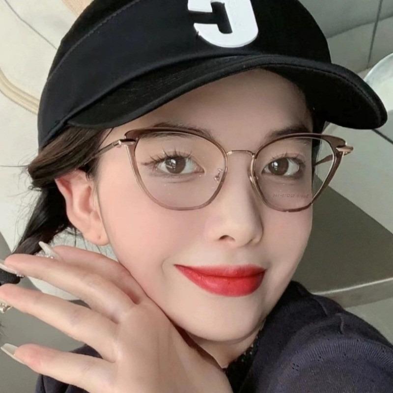 Cat Eye Anti Blue Light Flat Lenses Glasses Light Sensitive  Fashionable Eyeglass