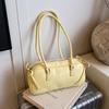 Underarm bag women's large-capacity new fashion niche design shoulder handbag women's new baguette bag