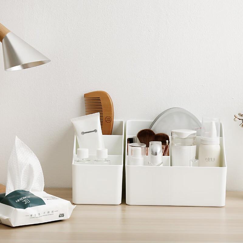 Multifunctional Desktop Organizer for Remote Controls
