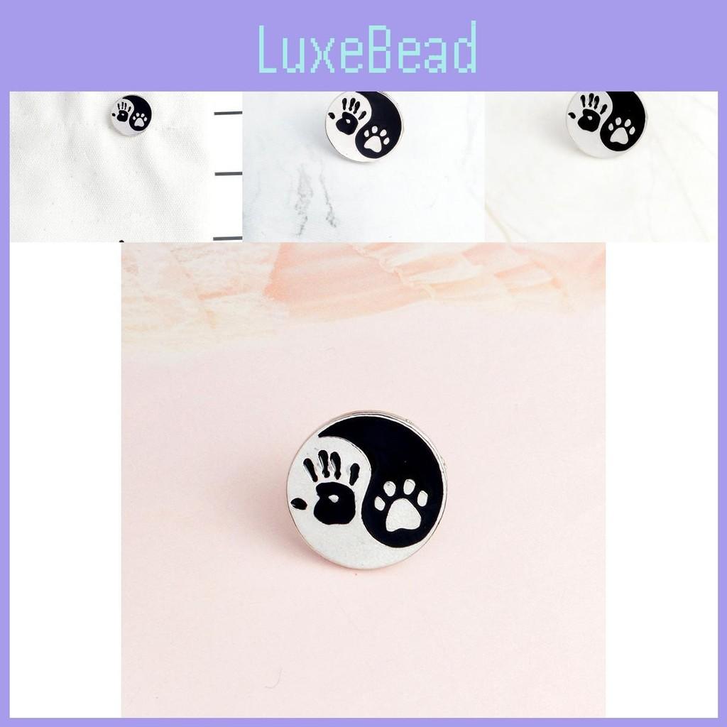 Creative Personalized Black And White Brooch With Dog Paw Print For Fashion Lovers