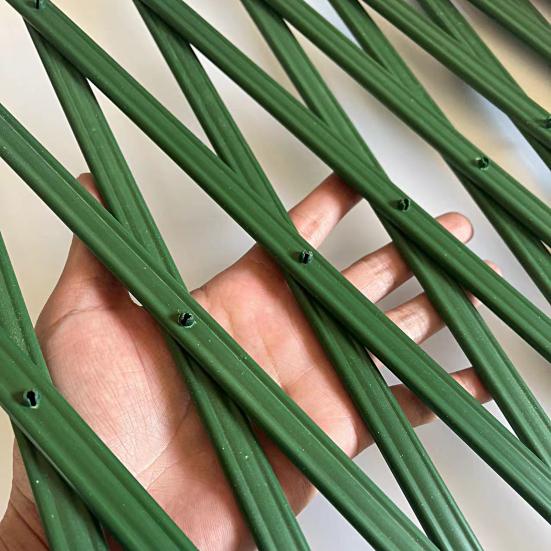 Planteklatregitter Høy holdbarhet Strekkbar plast Utvidbar Planteklatrevegghengeramme