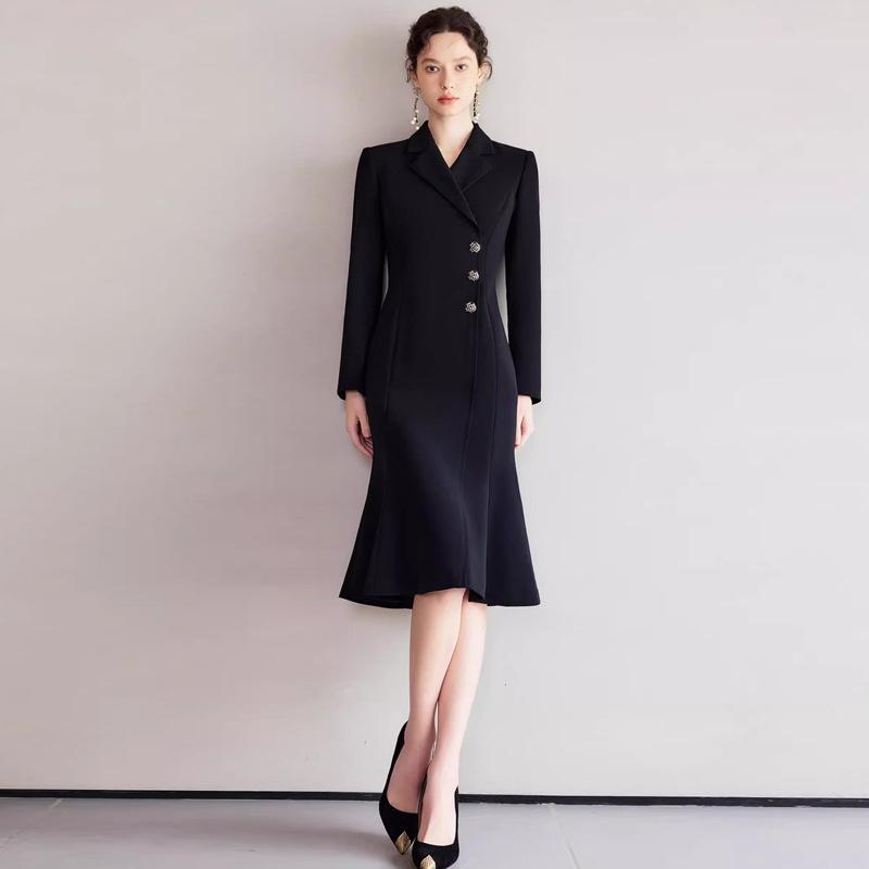 Black Slimming Mid-Length Fishtail Skirt Dress for Professional Women's Formal Wear