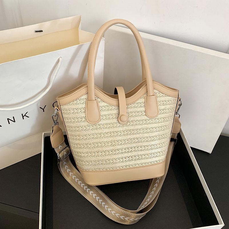 2025 Women's Large Capacity Summer Straw Bucket Shoulder Bag - Versatile Niche Design Tote
