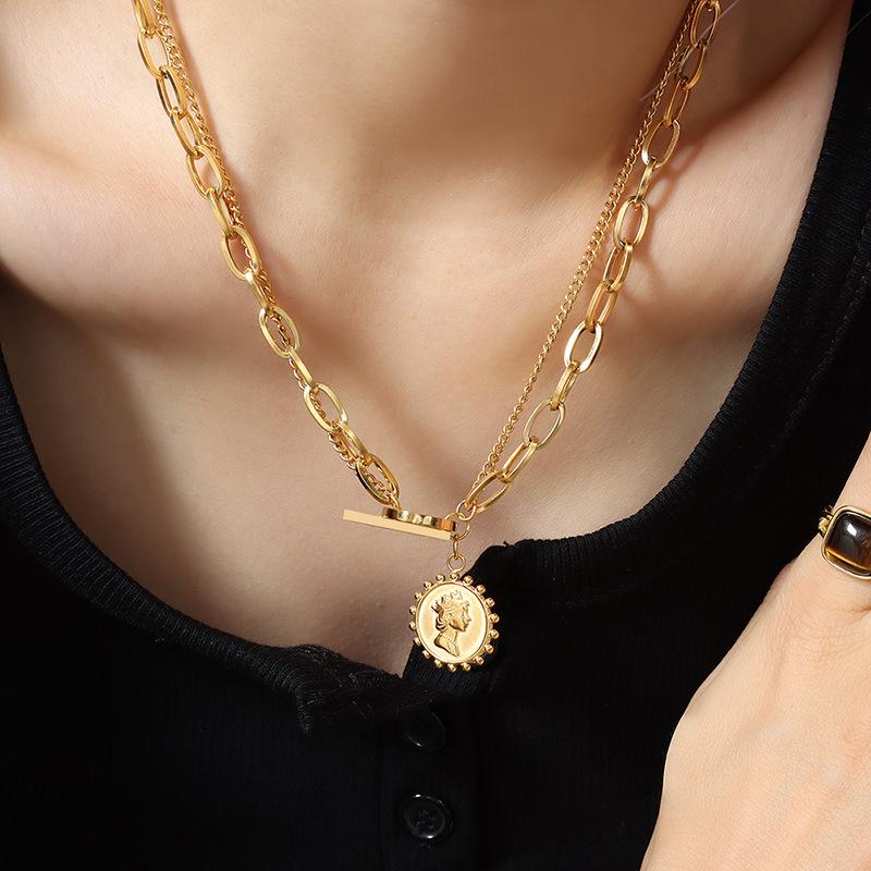 European Style 18K Gold Plated Titanium Steel Queen Portrait Double Layer Necklace