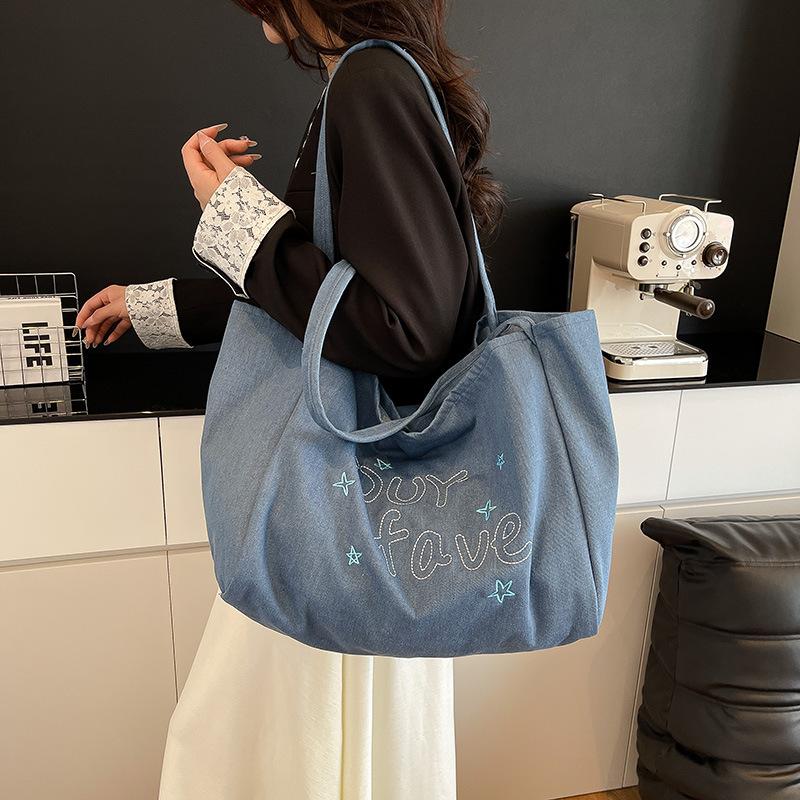 Commuter foreign shoulder bag women's summer new large-capacity student tote niche shoulder women's bag class handbag