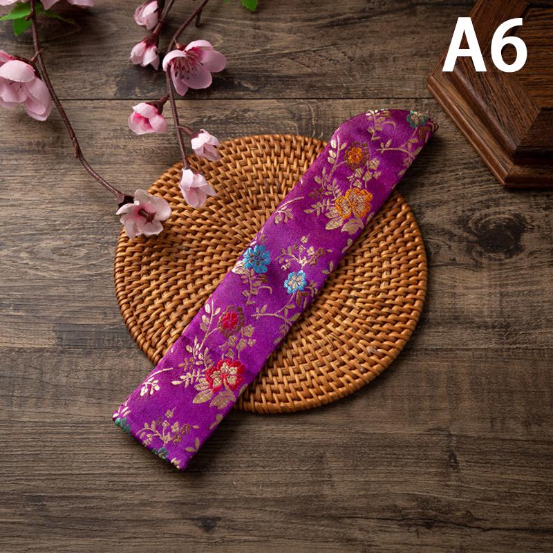 

New Chinese Style Hand Fan Cover Embroidered Flowers Portable Folding Fan Cover Dustproof Protective Cover Home Decoration