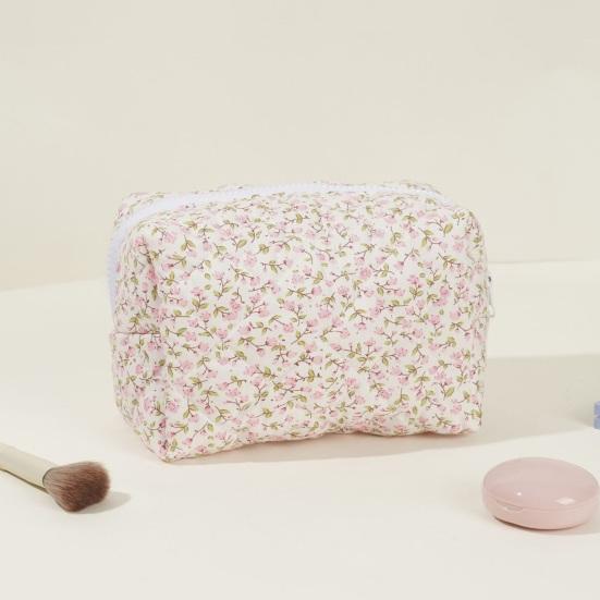 Quilted Floral Makeup Bag Soft Bag Portable Cosmetic Zippered Cosmetic Pouch Travel Makeup Organizer for Women