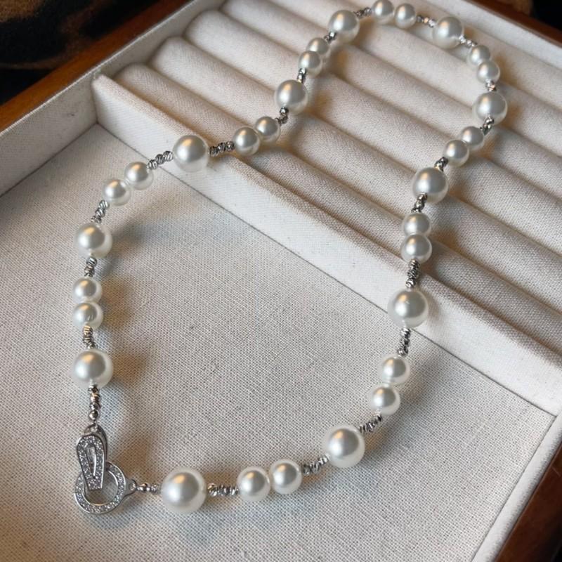 

Autumn and Winter Merad Tiger s Eye Stone Mocha Gold Brown Glass Pearl Mixed Color Necklace Light Luxury Niche Metal Button Sweater Chain