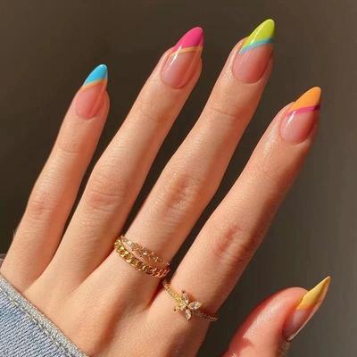 Gush Beauty Press-On Nägel | Wiederverwendbare Nagelverlängerungen | Falsches 24-Nagel-Set
