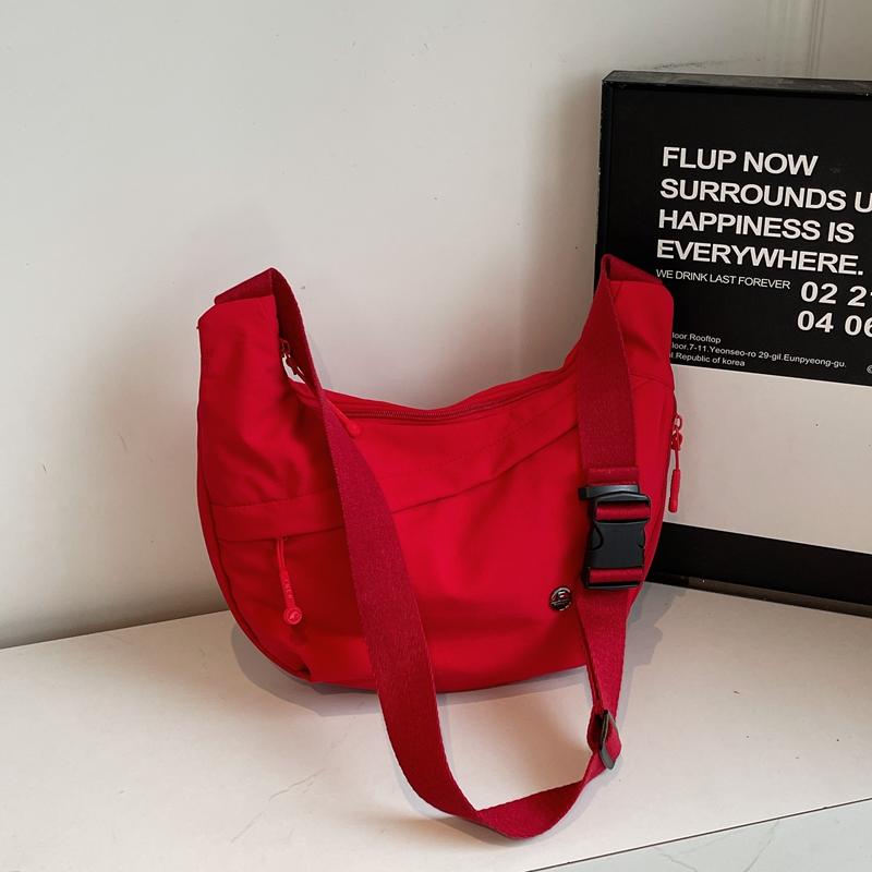 Lightweight Nylon Crossbody Bag for Women – Sleek & Water-Resistant Design with Adjustable Strap, Perfect for Daily Use