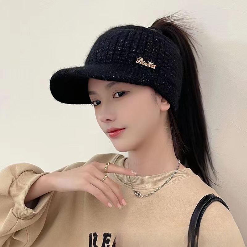 Autumn and Winter Ear Protection Plus Velvet Warm Empty Top Hat with Ponytail and Fashionable Baseball Cap Versatile Women's Cotton Hat New