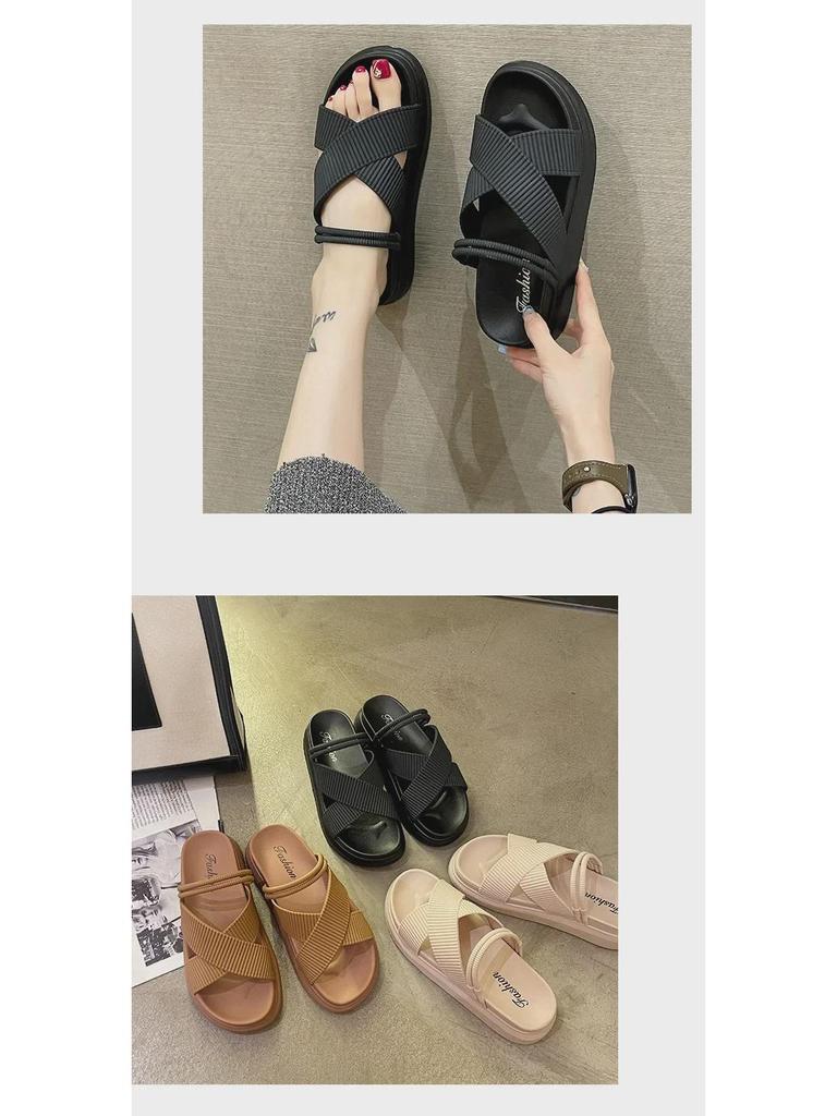 Chinelos de Plataforma de Verão Femininos - Sandálias Rasteiras Casuais Elegantes com Solas Grossas e Design Floral Elegante.