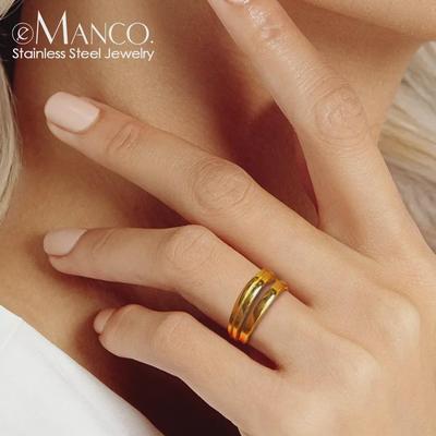 eManco Women's Multi-Layer Geometric Gold-Plated Stainless Steel Ring
