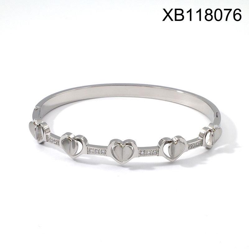 18K Gold Plated Titanium Heart-Shaped Zircon Bracelet