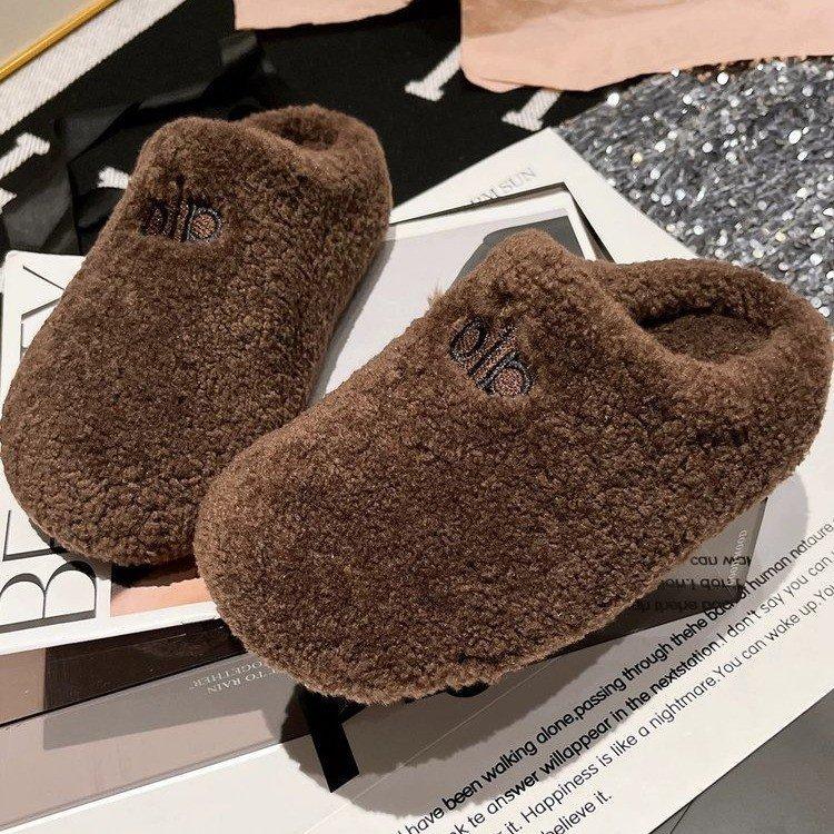 Xiaoxiangfeng bag head half slippers women's outer wear 2025 autumn and winter new thick-bottomed comfortable lazy fluffy cotton slippers tide