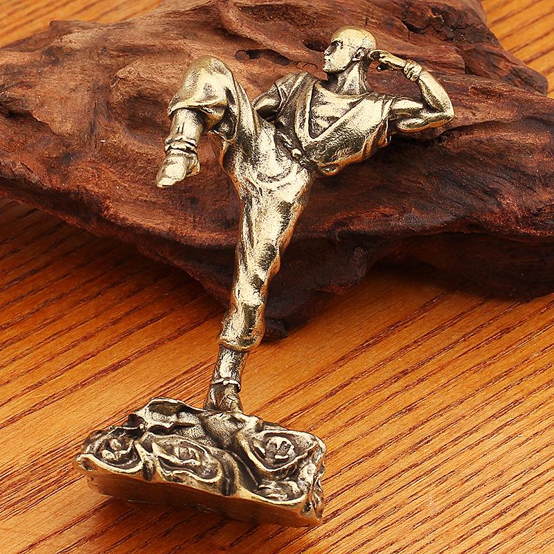 Retro Brass Shaolin Kung Fu Monk Figurine - Copper Desktop Decorative Toy Gift