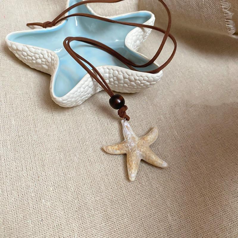 Leather starfish bead necklace retro ins fashion versatile collarbone chain vacation style niche high-end sweater chain