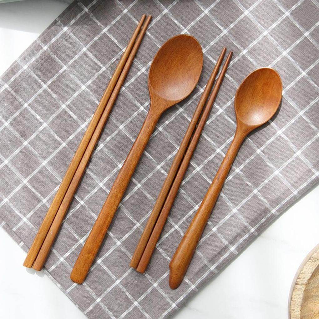 Sada lžic z přírodního dřeva