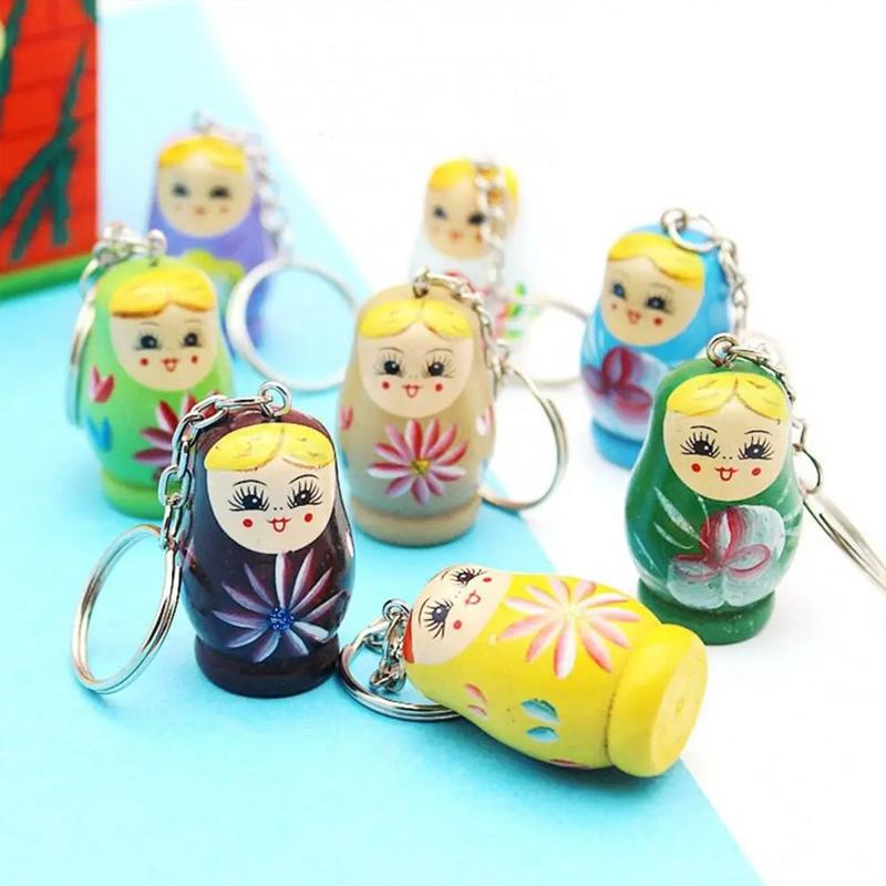 1 Stück Schlüsselringe Zufällige Farbe Schlüsselanhänger Schöner Hängender Holzanhänger Matroschka Puppen Schlüsselhalter
