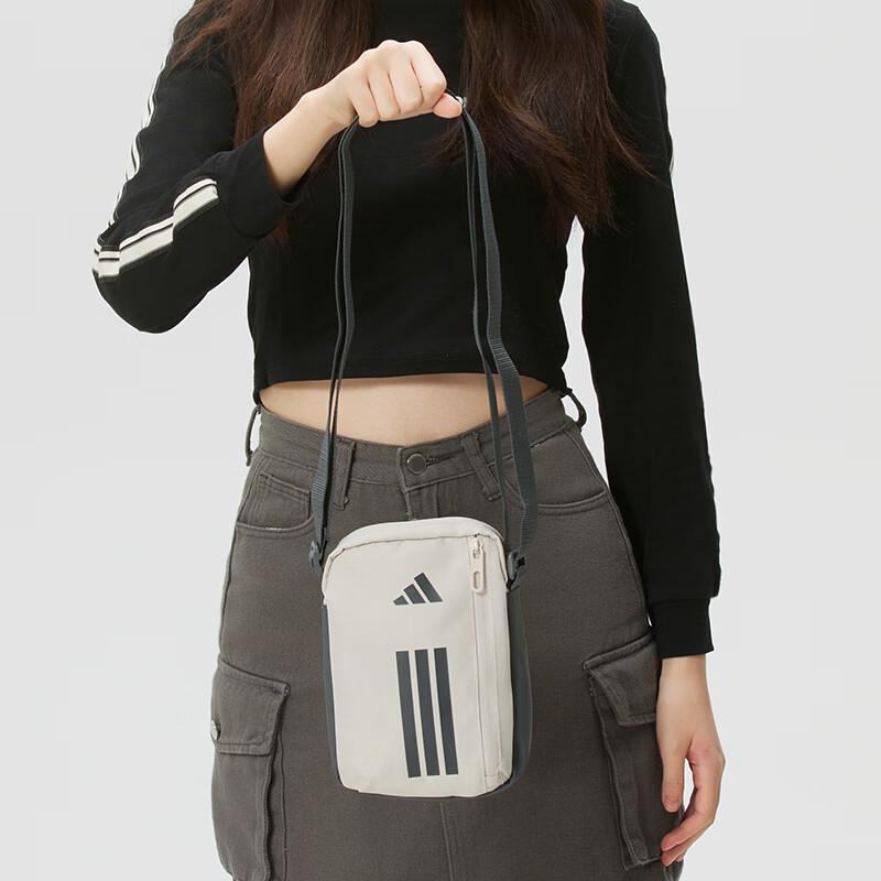 Adidas Casual Crossbody Bag MISC 2290₽