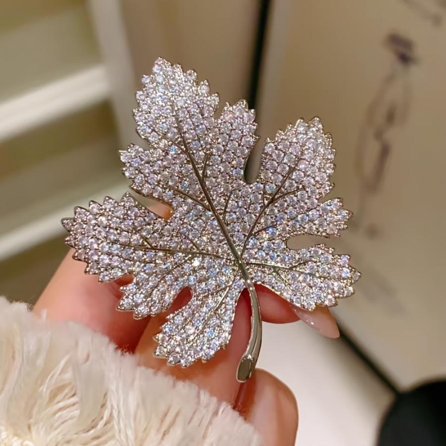 Luxury Maple Leaf Brooch/KC Golden Plated Zinc Alloy/Mosaic/Ideal for Party and Daily Occasions