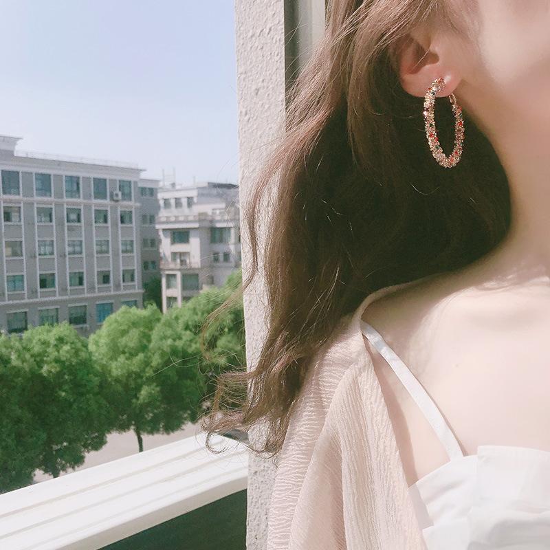 Neue luxuriöse Zirkon-Netzbeutel-Ohrringe mit geometrischen Metallcreolen für Damen, modische Ohrringe in Goldfarbe, Schmuckaccessoires für Partys