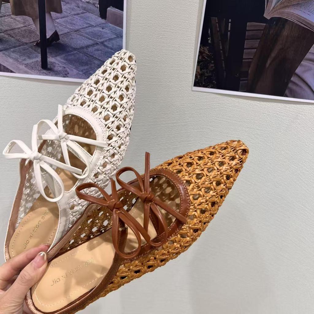 Flat-bottomed bow new Muller shoes heightened 2025 Xiaoxiangfeng summer woven breathable half slippers hollow one-word drag