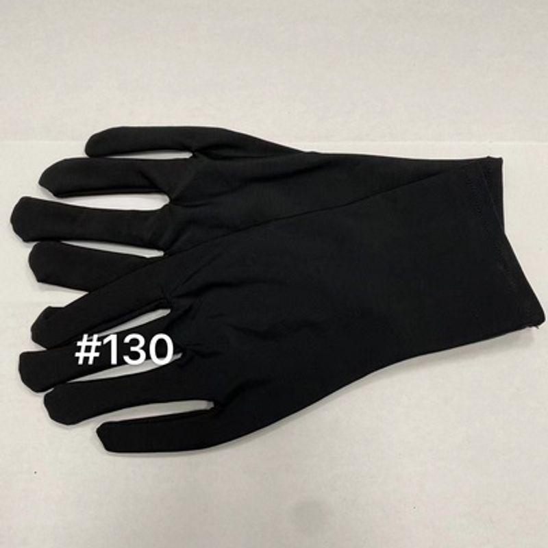 

Гид по покупкам в ювелирном магазине Специальное фото бриллианта Черно-белое в тонком сечении Роскошная настольная витрина Перчатки Эластичные Пыленепроницаемые Lady black 1 pair high-grade All yards