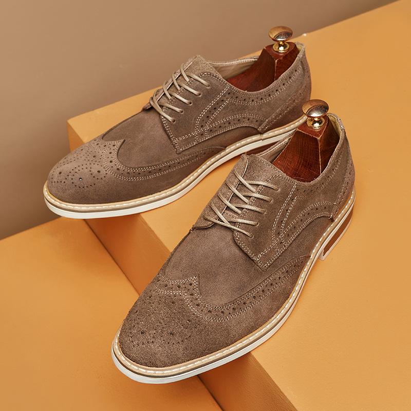 Fashion Britain Trend Gentleman Men's Pointed Suede Leather Brogues  Lace Up Casual Dress Homecoming Shoes Male Formal Wedding Footwear