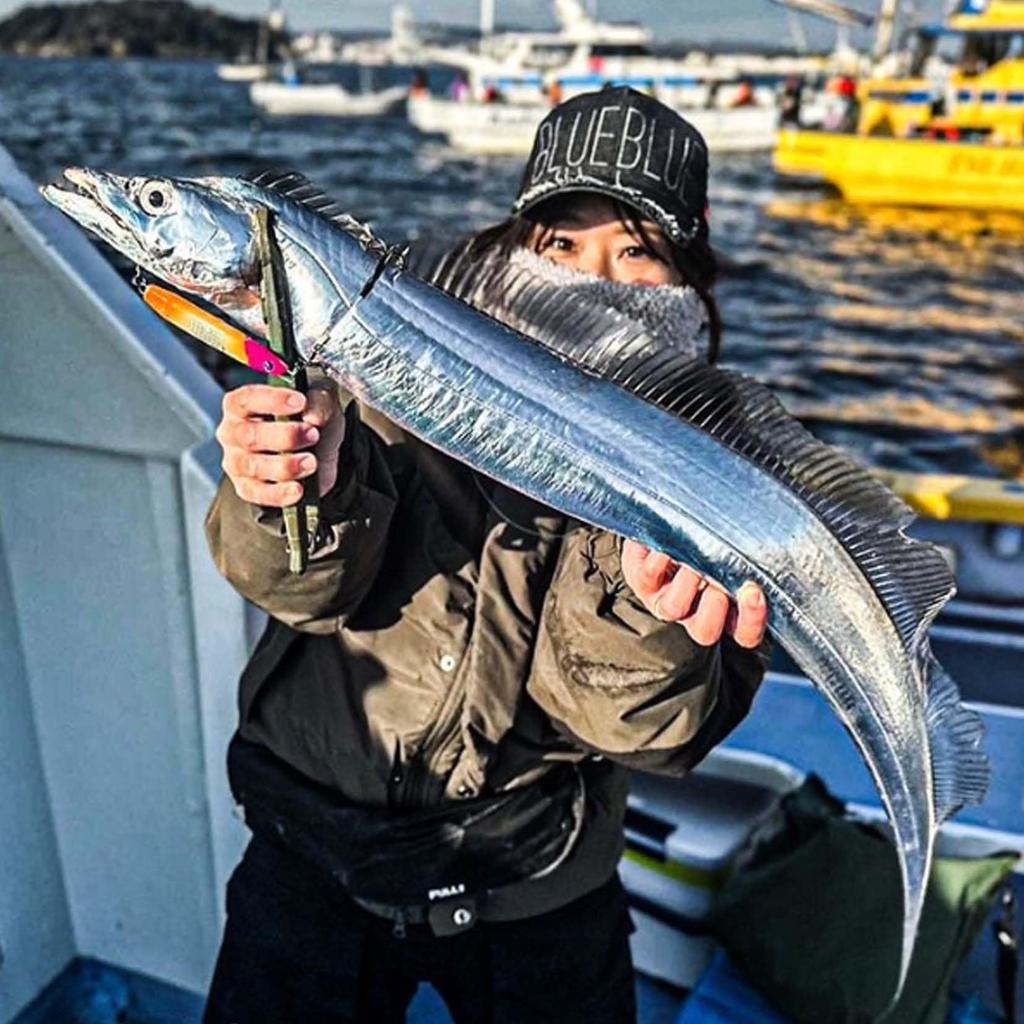 Tibemi Fish Alligator Fish Easy To Fish Grabber with Safety Fishing Gear for Salt and Freshwater Fish Black Catcher, Grip, Grip, Tooth-Shaped Design,