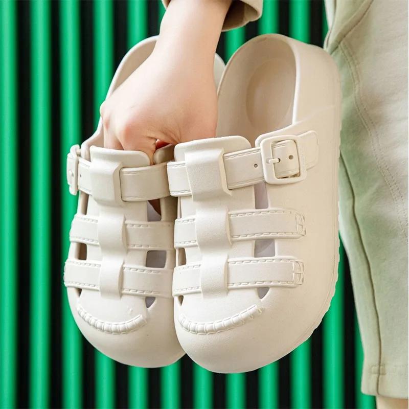 Fashion Hollow Out Closed Toe Platform Sandals Women Summer 2025 Thick Bottom Eva Clogs Slippers Woman Soft Sole Non Slip Beach Slippers