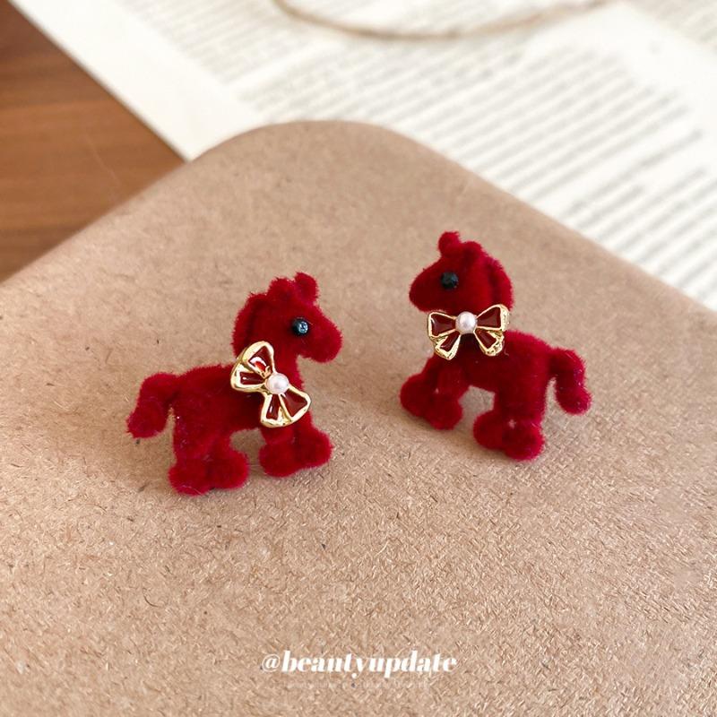 Silver Needle New Year's Red Oil Dripping Pony Earrings Autumn and Winter Retro Temperament Versatile Earrings Light Luxury Premium Earrings Women