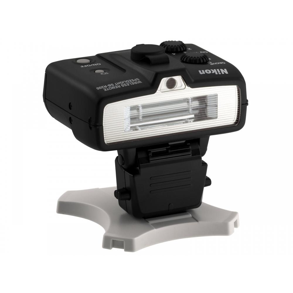 Nikon SBR1C1 R1C1 with a Close Up of a SPEED LIT with a NIKON