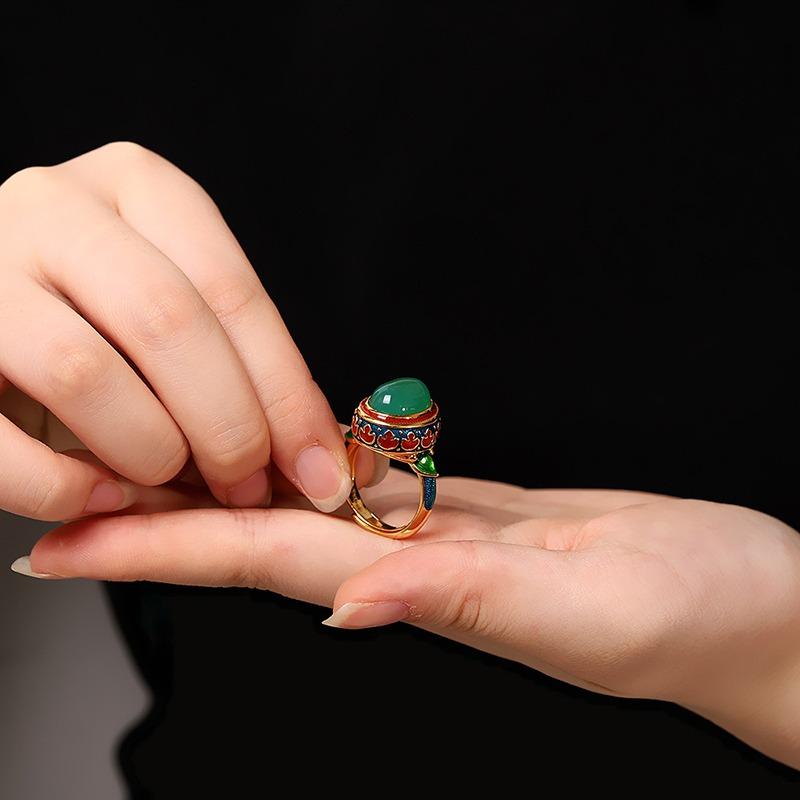 Exquisite Enamel Colored Ancient Gold Craft Natural Carnelian Ring New In Green Rings For Women Engagement Wedding Jewelry