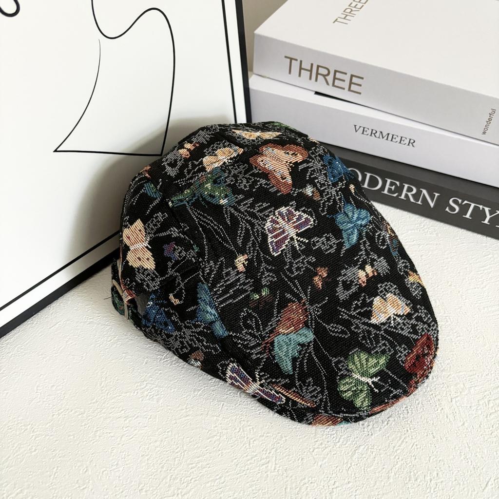 Retro forward hat for men and women, small trendy butterfly peaked cap, fashion jacquard big head beret