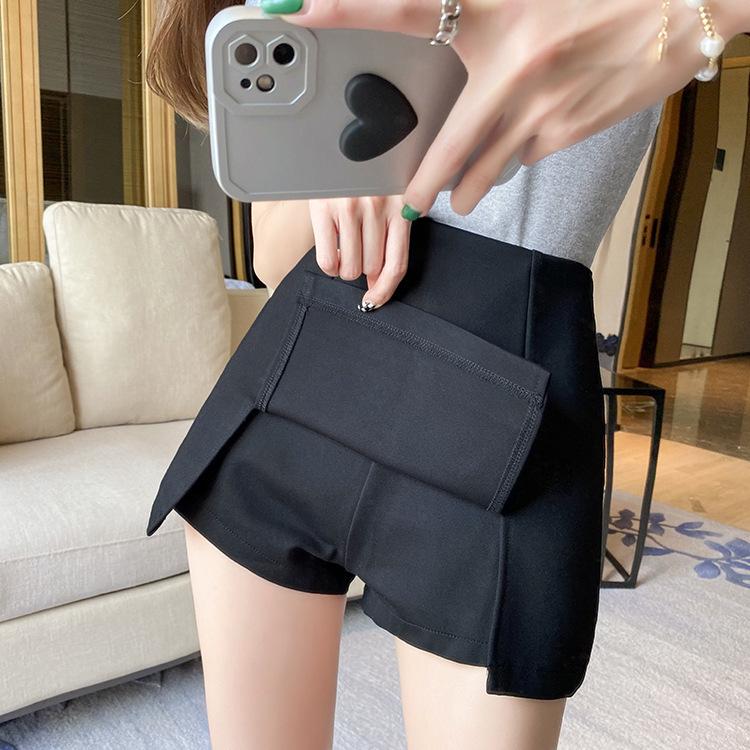 Women's High-Waisted Black A-Line Shorts – Trendy Summer Style