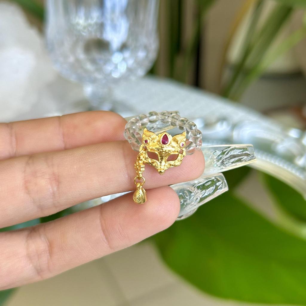 Elegant Sand Gold Fox Mask Ring with 4mm White Crystal and Tassel