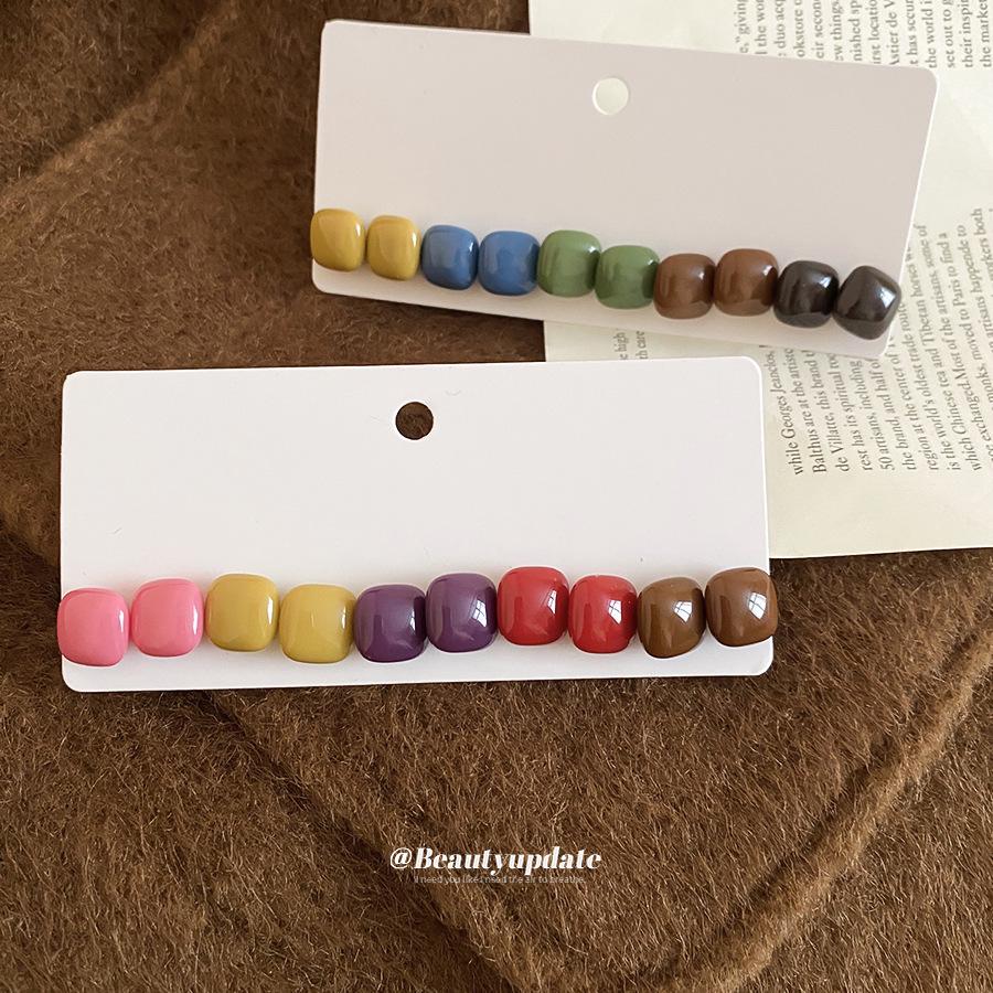 Dopamine Resin Geometric Square Stud Earrings: Chic Vacation Style for Women