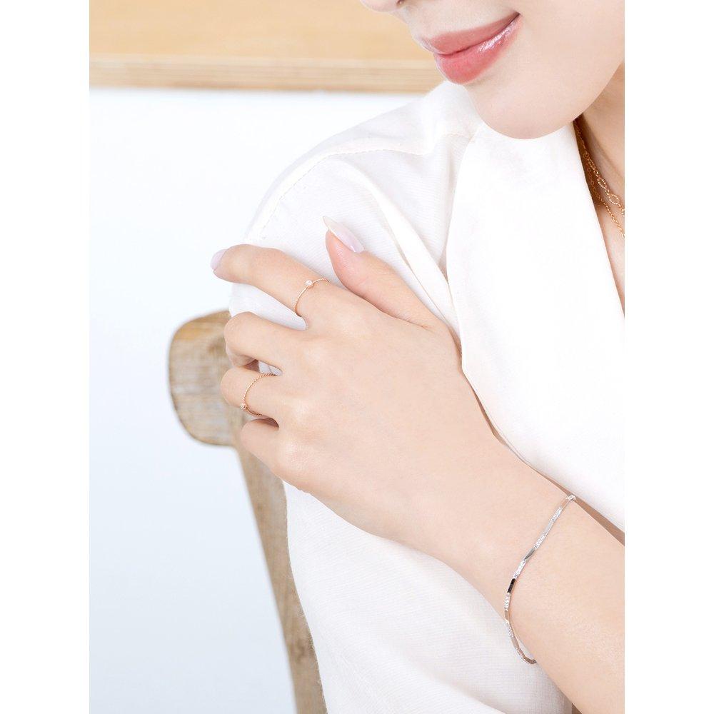 14K Delo White Zircon Ring