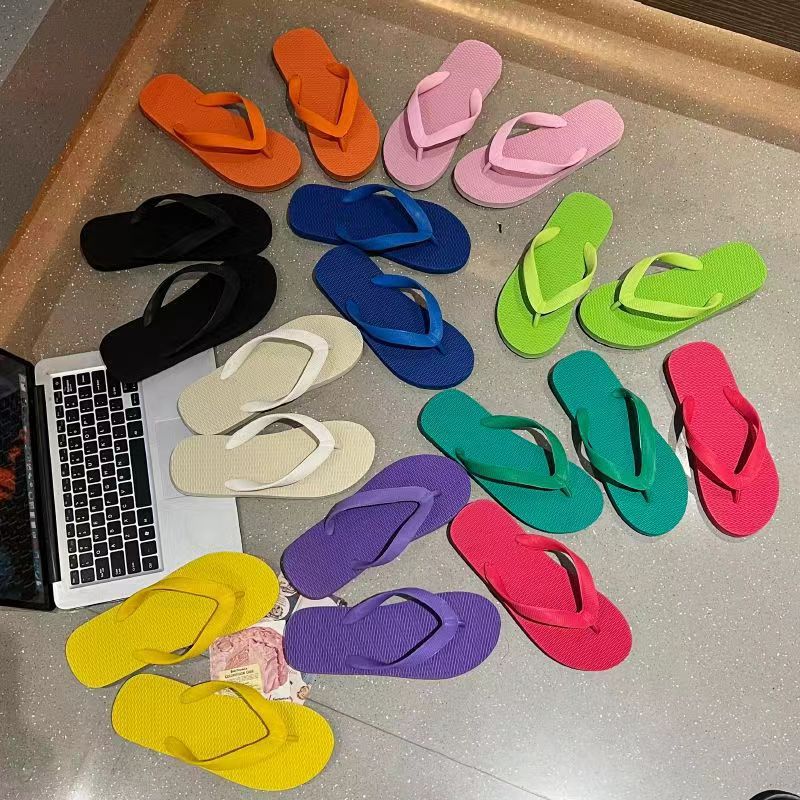 Rubber flip-flops summer classic casual new outdoor slippers non-slip beach indoor and outdoor
