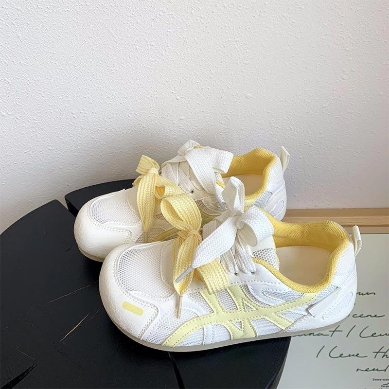 Casual sports board shoes women's new summer breathable mesh thin soft sole not tired feet white shoes