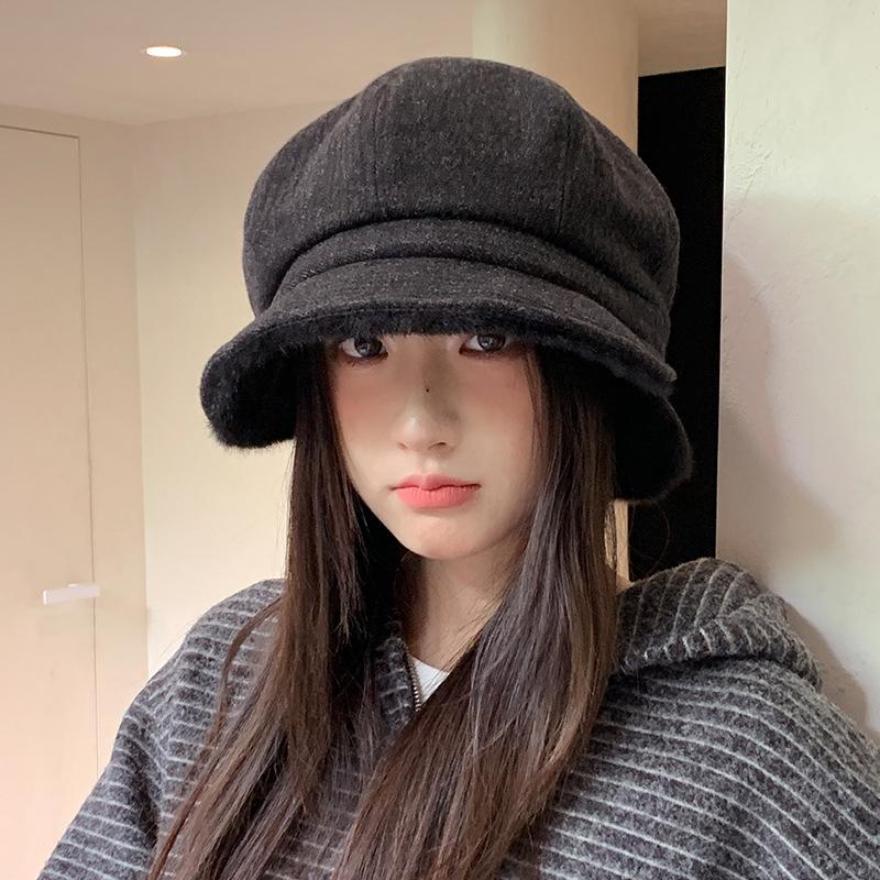 Winter Hat Women's High-end Fleece Thickened Octagonal Hat Fashion Versatile Beret Warm Painter Hat