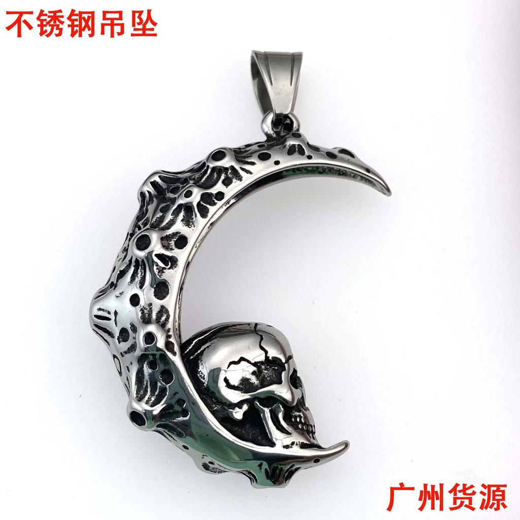Vintage Punk Crescent Crescent Skull Men'S Stainless Steel Pendant Necklace Domineering Fashion Personality Street Accessories