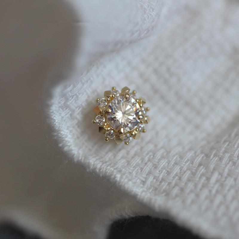 925 Sterling Silber Einfache Diamant Gold Kleine Sonne Anhänger Halskette Frauen Licht Luxus Hochzeit Schmuck Zubehör