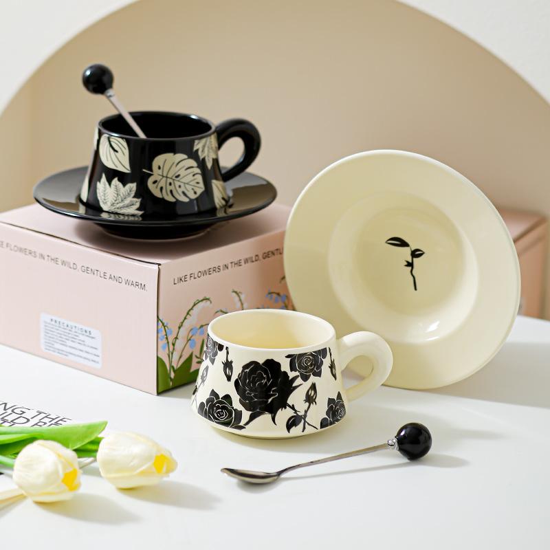 Creative Office Worker Afternoon Tea Coffee Cup Saucer Set Ceramic Cup High End Sense Housewarming Wedding Socks Gift Cup