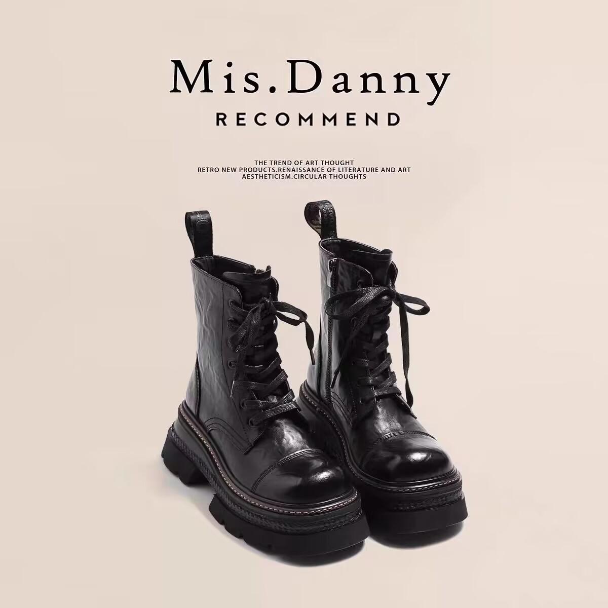 

Super cool heightening 7cm thick-soled Martin boots women s 2025 autumn leather boots polished washed locomotive boots lace-up short boots tide 40 чёрный